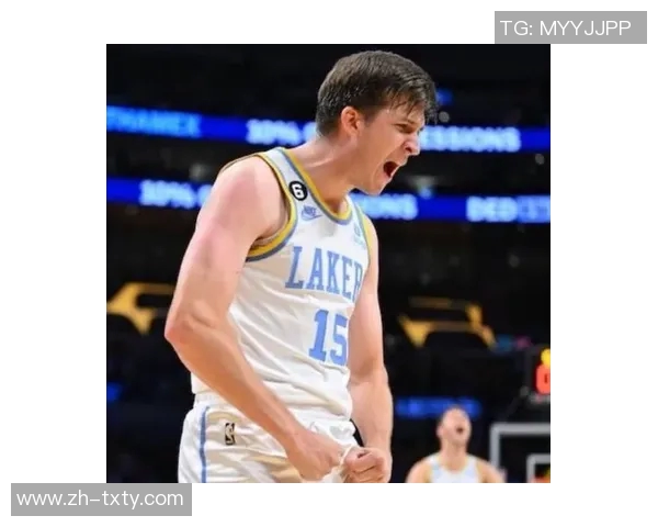 米诺特次节神勇表现五投全中连得12分带领球队一举拉开比分优势